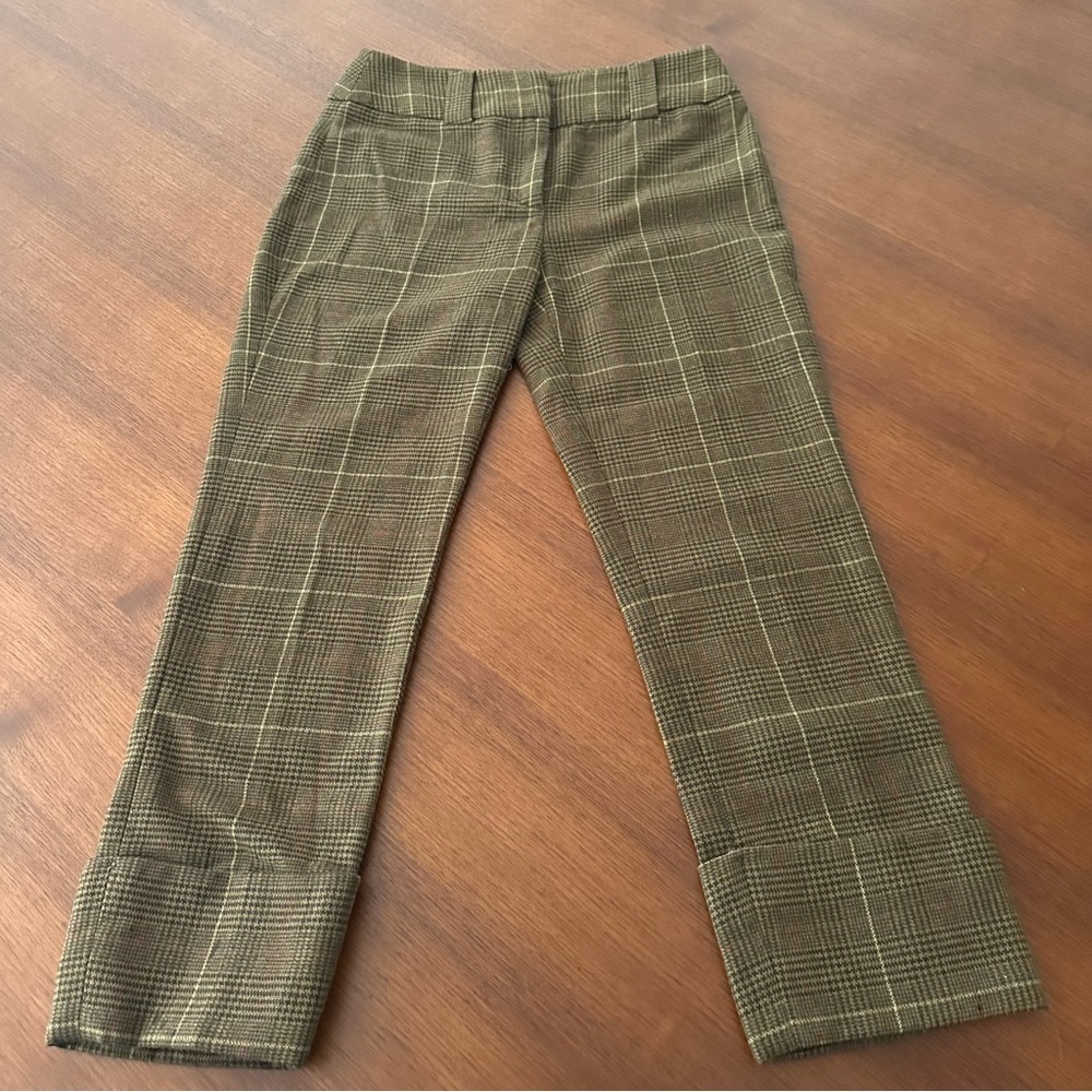 D&G Women’s Plaid Wool Capris in Olive Size 24/38 IT/US 0-2